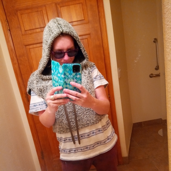 Wild Fable Hoodie Vest - Picture 2 of 7